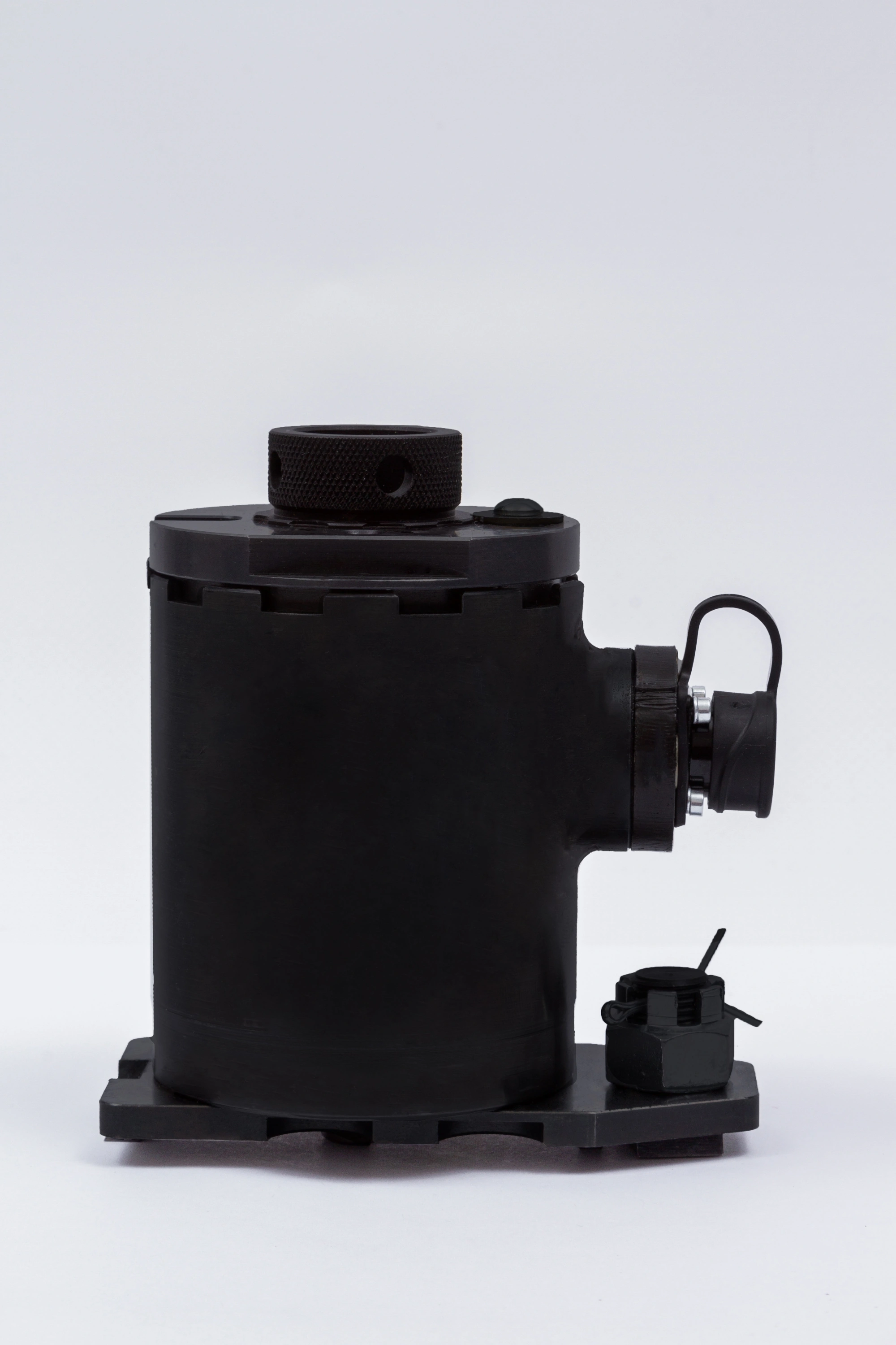 Electric solenoid “DD-M2-S1” for the 12.7 mm Browning M2 machine gun